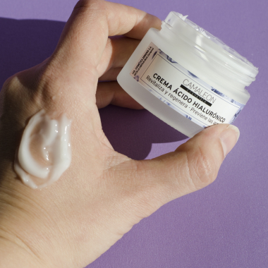 Hyaluronic acid cream