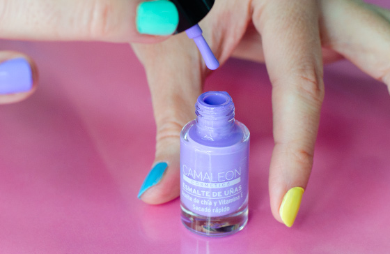 Vegan purple nail lacquer